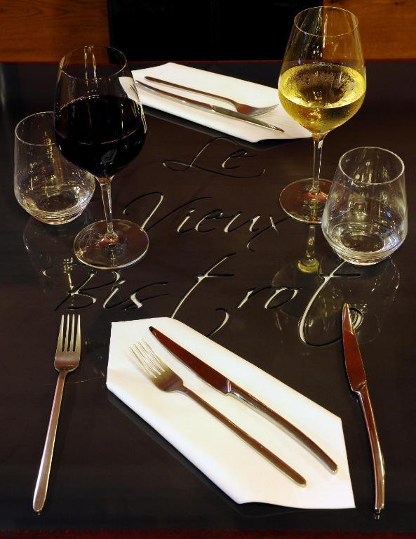 Le Vieux Bistrot Ξενοδοχείο Cabrières-dʼAvignon Εξωτερικό φωτογραφία