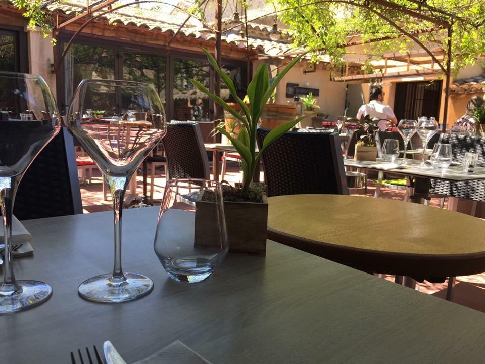 Le Vieux Bistrot Ξενοδοχείο Cabrières-dʼAvignon Εξωτερικό φωτογραφία