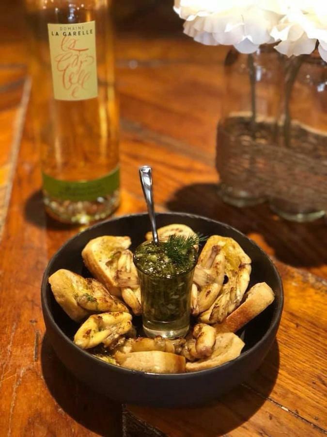Le Vieux Bistrot Ξενοδοχείο Cabrières-dʼAvignon Εξωτερικό φωτογραφία